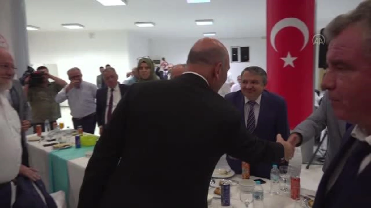 İçişleri Bakanı Soylu, Kırklareli\'nde STK temsilcileriyle buluştu Açıklaması