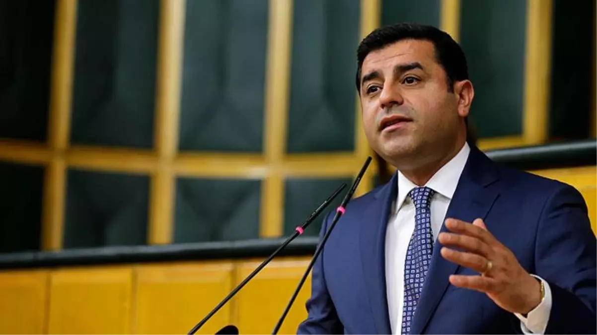 Cezaevindeki Selahattin Demirtaş\'tan \'adaylık\' mektubu: Onur duyarım