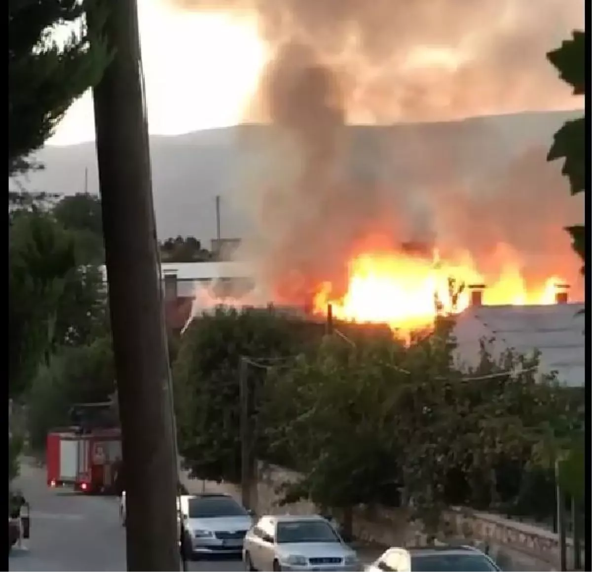 Tokat haberi! Tokat\'ta ekmek fabrikasında çıkan yangın söndürüldü