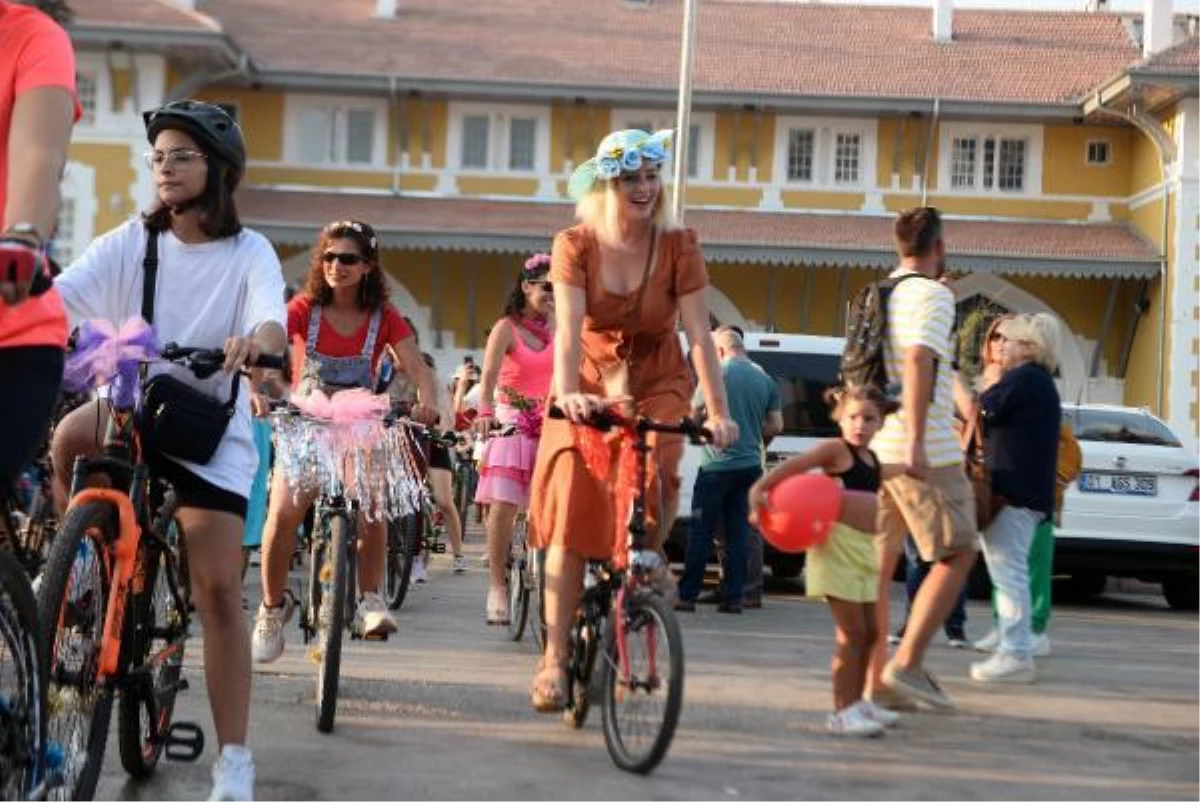 Adana haber: Adana\'da \'Süslü Kadınlar Bisiklet Turu\'