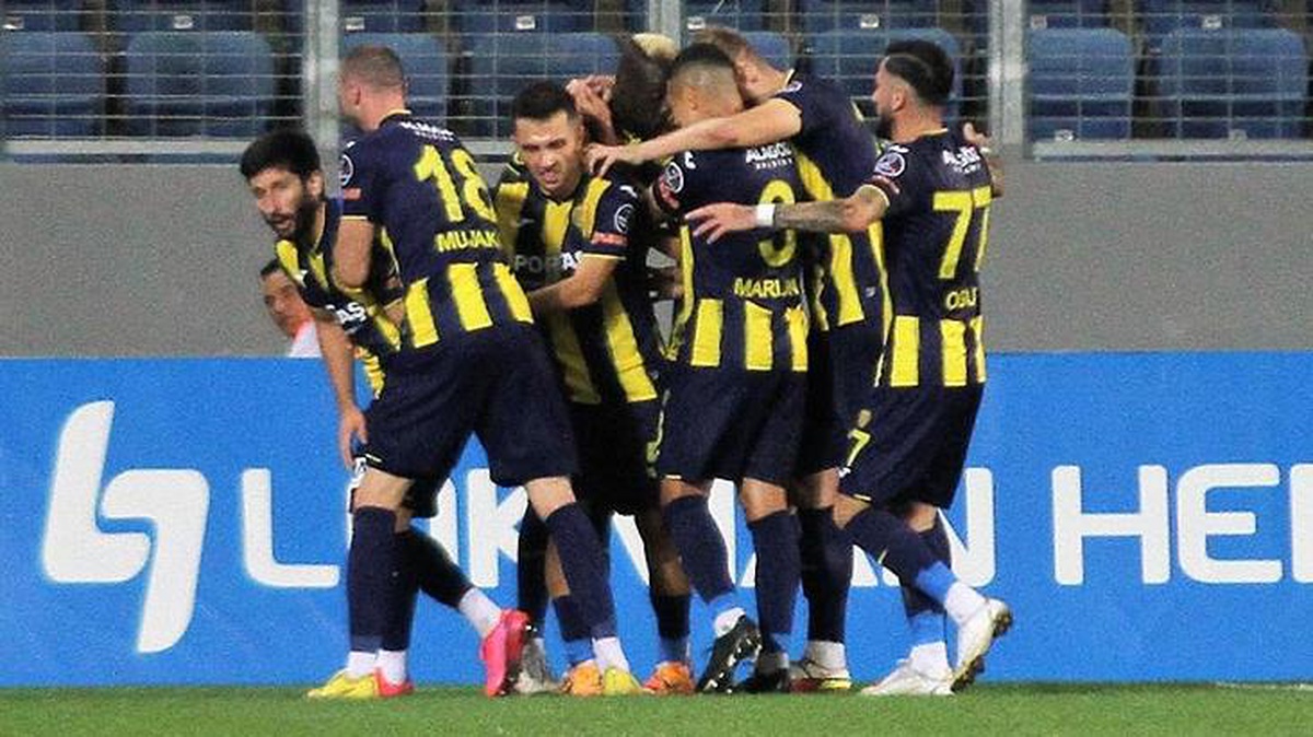 Ankaragücü siftah yaptı! Sivasspor\'u sahasında 2-1 yenen Başkent ekibi ligdeki ilk galibiyetini aldı