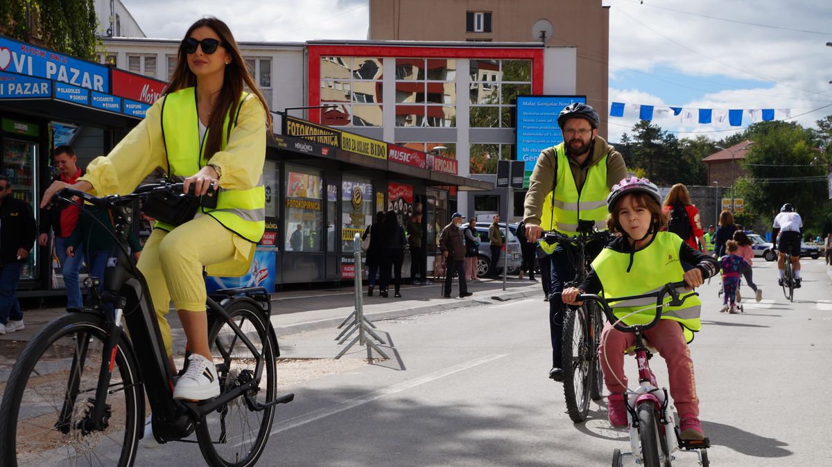Avrupa Hareketlilik Haftası Sırbistan'da bisiklet turuyla kutlandı