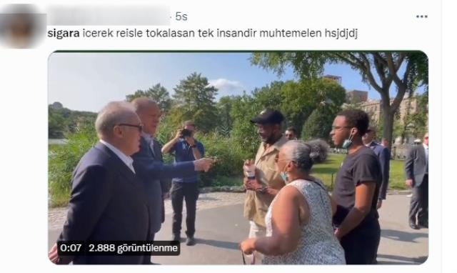 Central Park'ta dolaşan Cumhurbaşkanı Erdoğan'dan ABD'li bir vatandaşa 'Sigara içmesin' uyarısı Central Park'ta dolaşan Cumhurbaşkanı Erdoğan'dan ABD'li bir vatandaşa 'Sigara içmesin' uyarısı