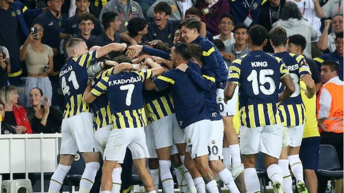 Fener, milli araya moralli girmek istiyor! İşte Fenerbahçe-Alanyaspor maçının muhtemel 11\'leri...