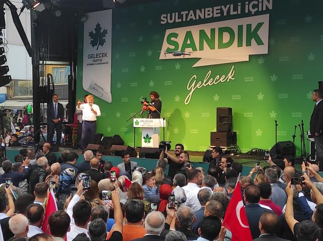 Gelecek Partisi, AK Parti'nin İstanbul'daki kalesinde Cumhurbaşkanı adayını ilan etti