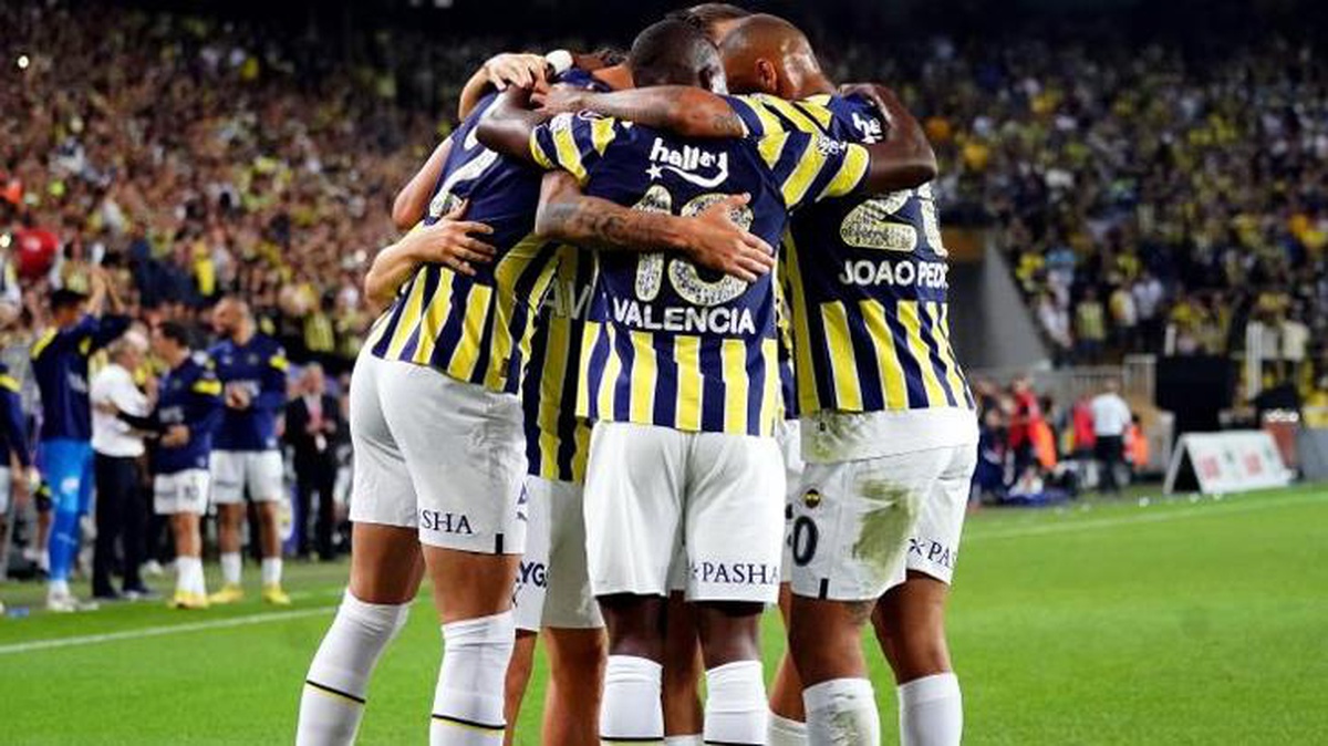 Kadıköy\'de gol yağmuru! Fenerbahçe, Alanyaspor engeline 5 golle geçti