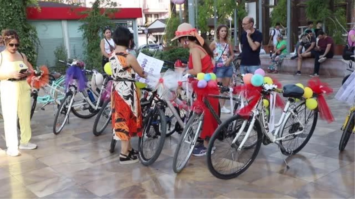 Denizli\'de "Süslü Kadınlar Bisiklet Turu" yapıldı