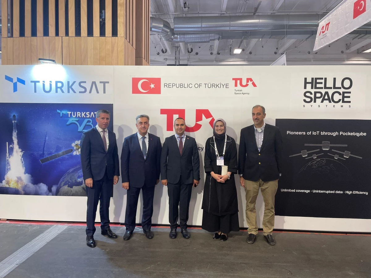 Türkiye, uzay ve havacılık çalışmalarını dünyaya tanıtmaya devam ediyor