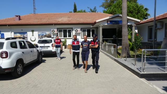 5 yıldızlı otelde babasını ve annesini öldüren Rus gencin çektiği itiraf videosu kan dondurdu: Hayalimi gerçekleştirdim 5 yıldızlı otelde babasını ve annesini öldüren Rus gencin çektiği itiraf videosu kan dondurdu: Hayalimi gerçekleştirdim