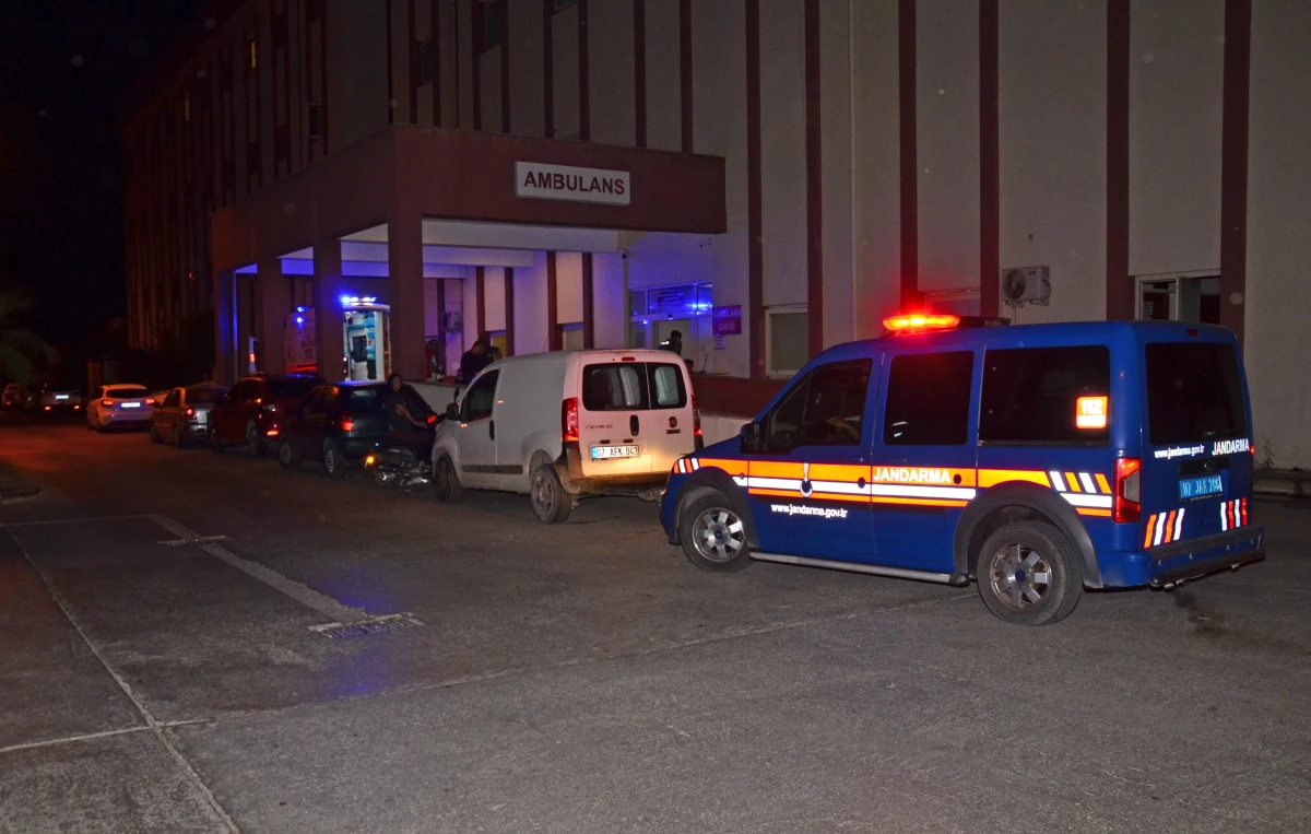 Antalya\'da iki grup arasında çıkan kavgada 7 kişi yaralandı
