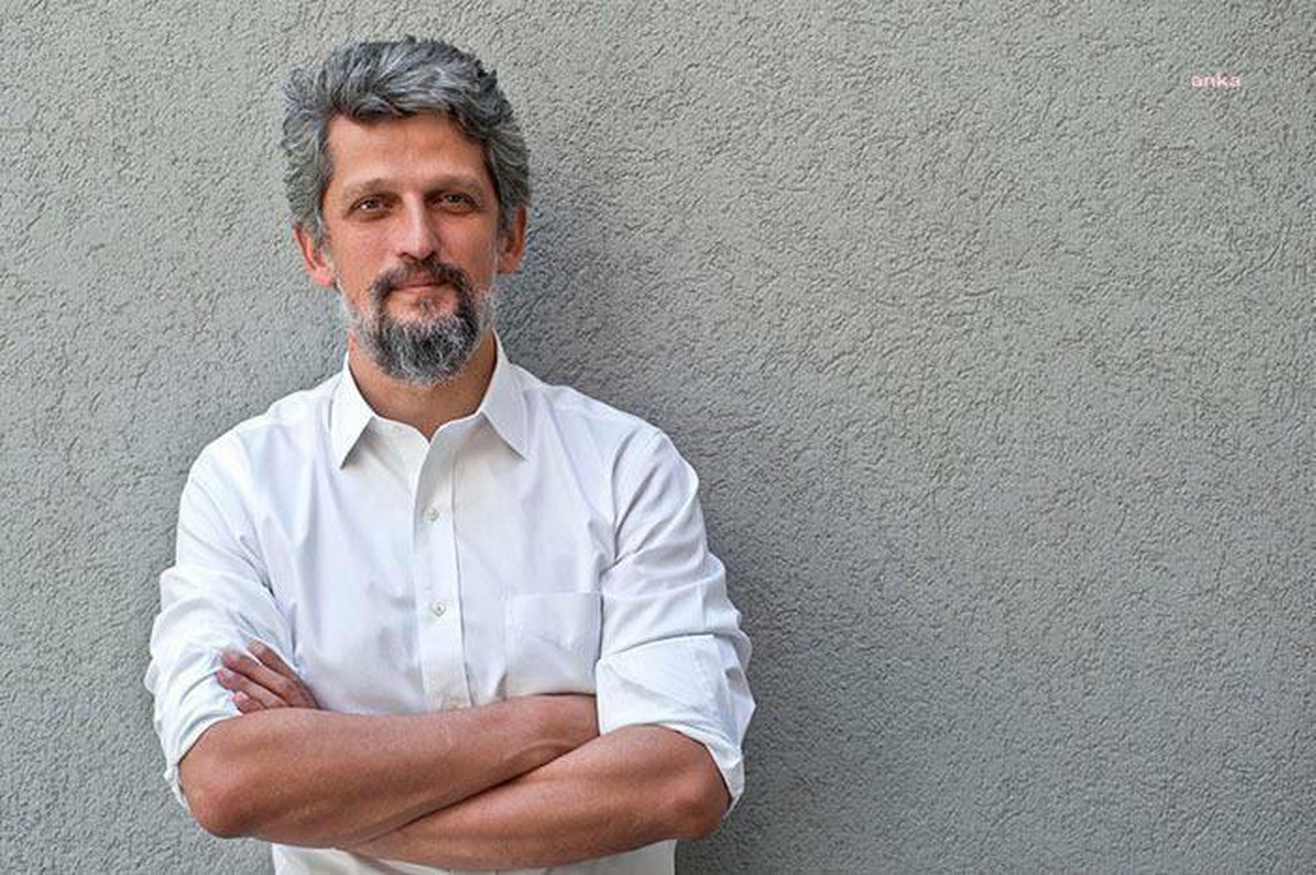 Garo Paylan\'dan Fuat Oktay\'a: "Azınlık Vakıflarından Sorumlu Kültür ve Turizm Bakanı Görevini Bilginiz Dahilinde mi Süleyman Soylu\'ya Devretmiştir"?"