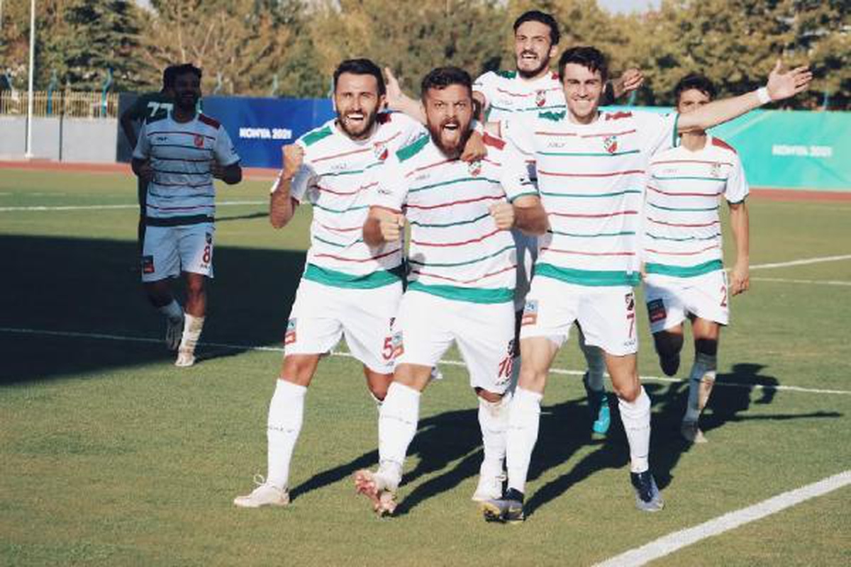 İzmir spor haberleri | Karşıyaka gücünü gösterdi