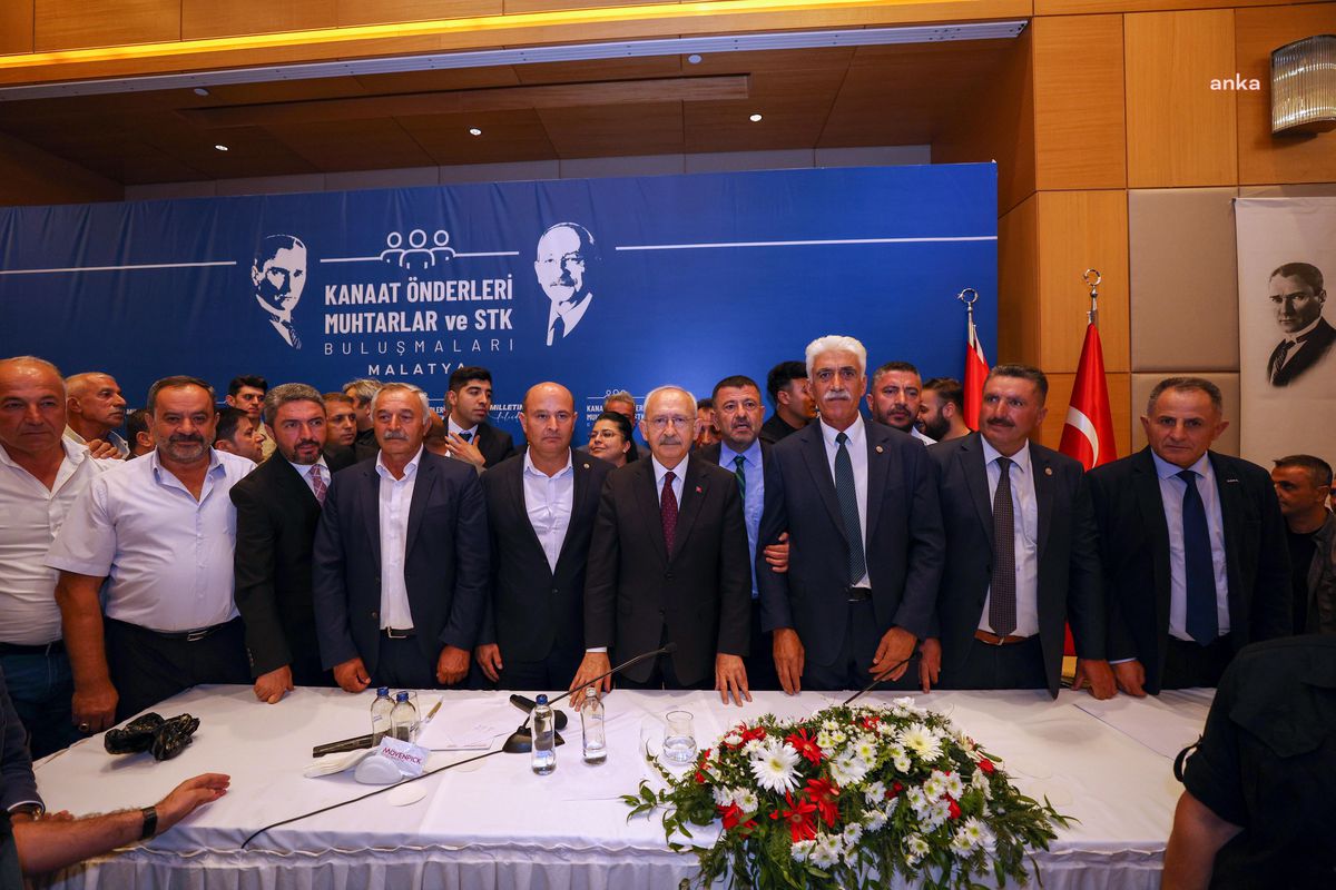 Kılıçdaroğlu, Malatya\'da Kanaat Önderleri Toplantısına Katıldı