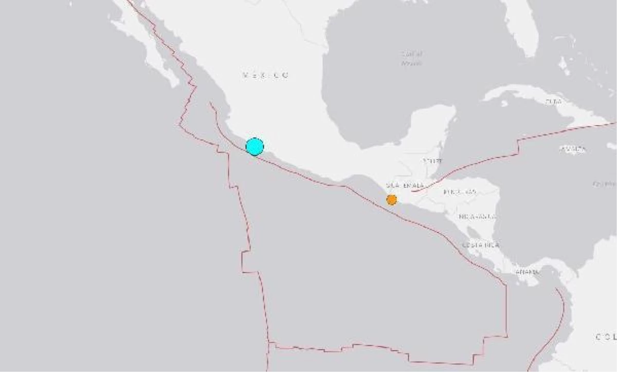 Meksika\'da 7.6 büyüklüğünde deprem