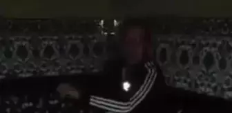 Cami hoparlöründe şarkı çaldılar!