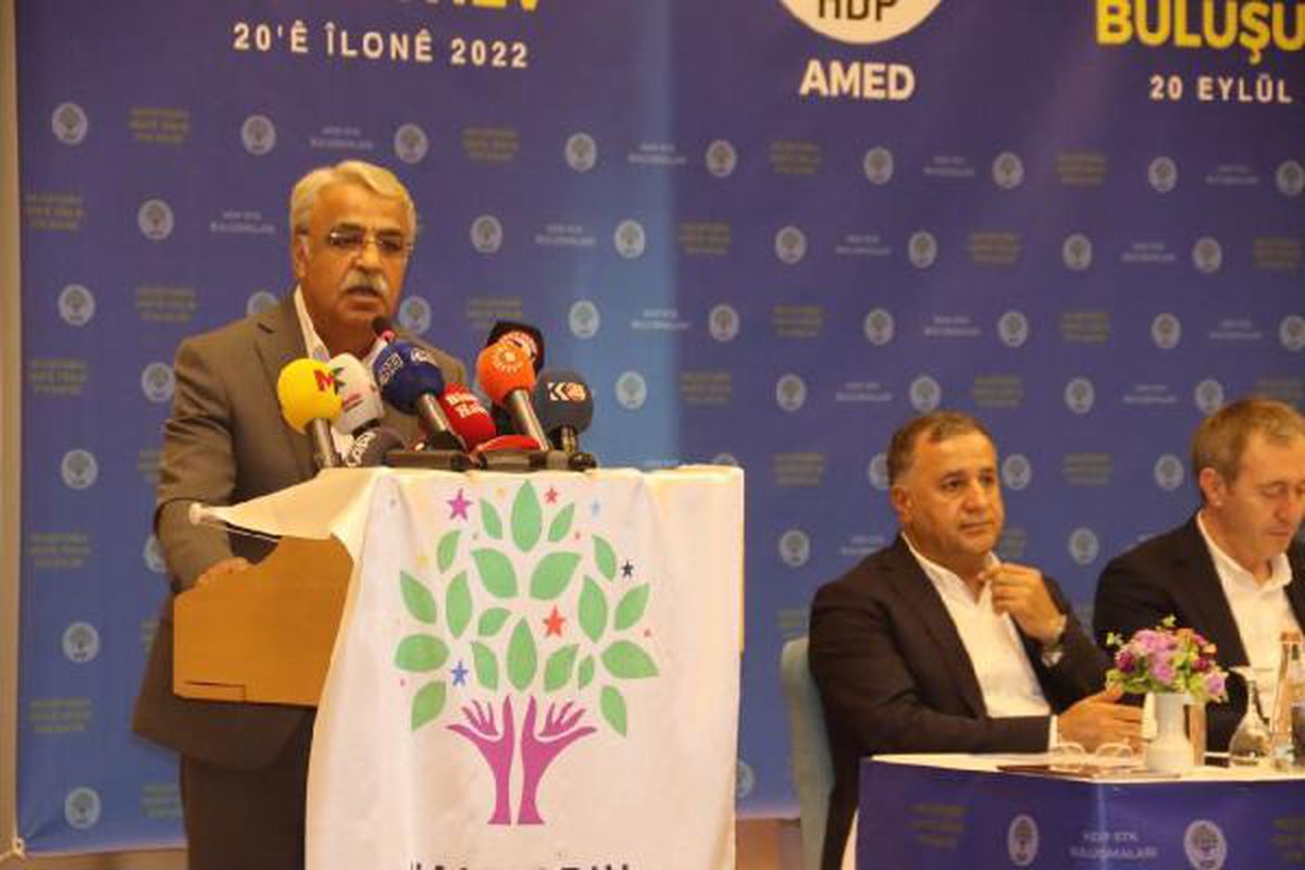 HDP Eş Genel Başkanı Sancar\'dan \'bakanlık\' açıklaması: Bunu konuşmaya bile değer bulmuyoruz