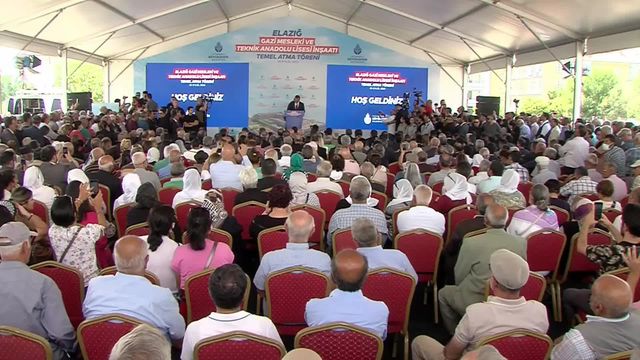 İmamoğlu'ndan Kılıçdaroğlu'na övgü: Siz bugün ana muhalefet liderisiniz, yarın bu ülkenin başındasınız İmamoğlu'ndan Kılıçdaroğlu'na övgü: Siz bugün ana muhalefet liderisiniz, yarın bu ülkenin başındasınız