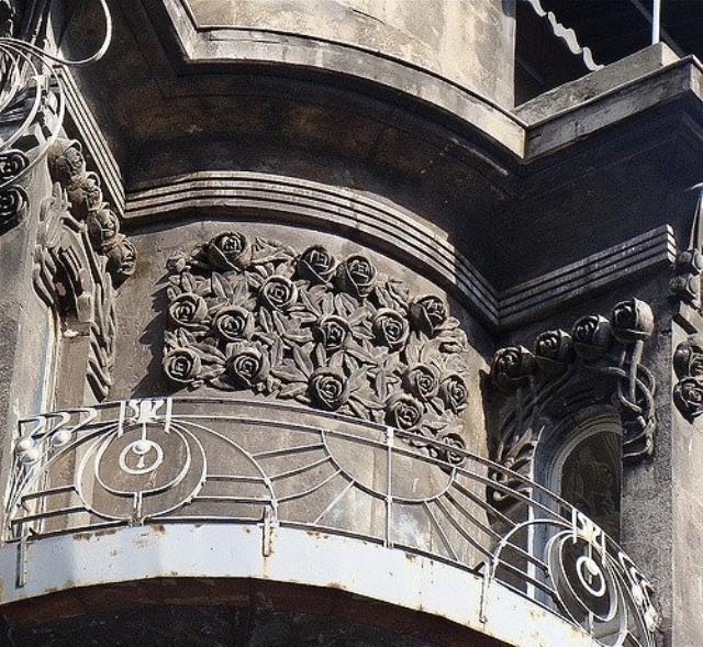 İstanbul'un göbeğinde kaderine terkedilen bir güzel İstanbul'un göbeğinde kaderine terkedilen bir güzel