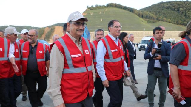 Karadeniz doğal gazı için son 25 kilometre kaldı! Projede çalışanların sayısı dudak uçuklattı Karadeniz doğal gazı için son 25 kilometre kaldı! Projede çalışanların sayısı dudak uçuklattı