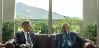 Kuala Lumpur Büyükelçisi Yüksel, Malezya Uluslararası İslam Üniversitesini ziyaret etti