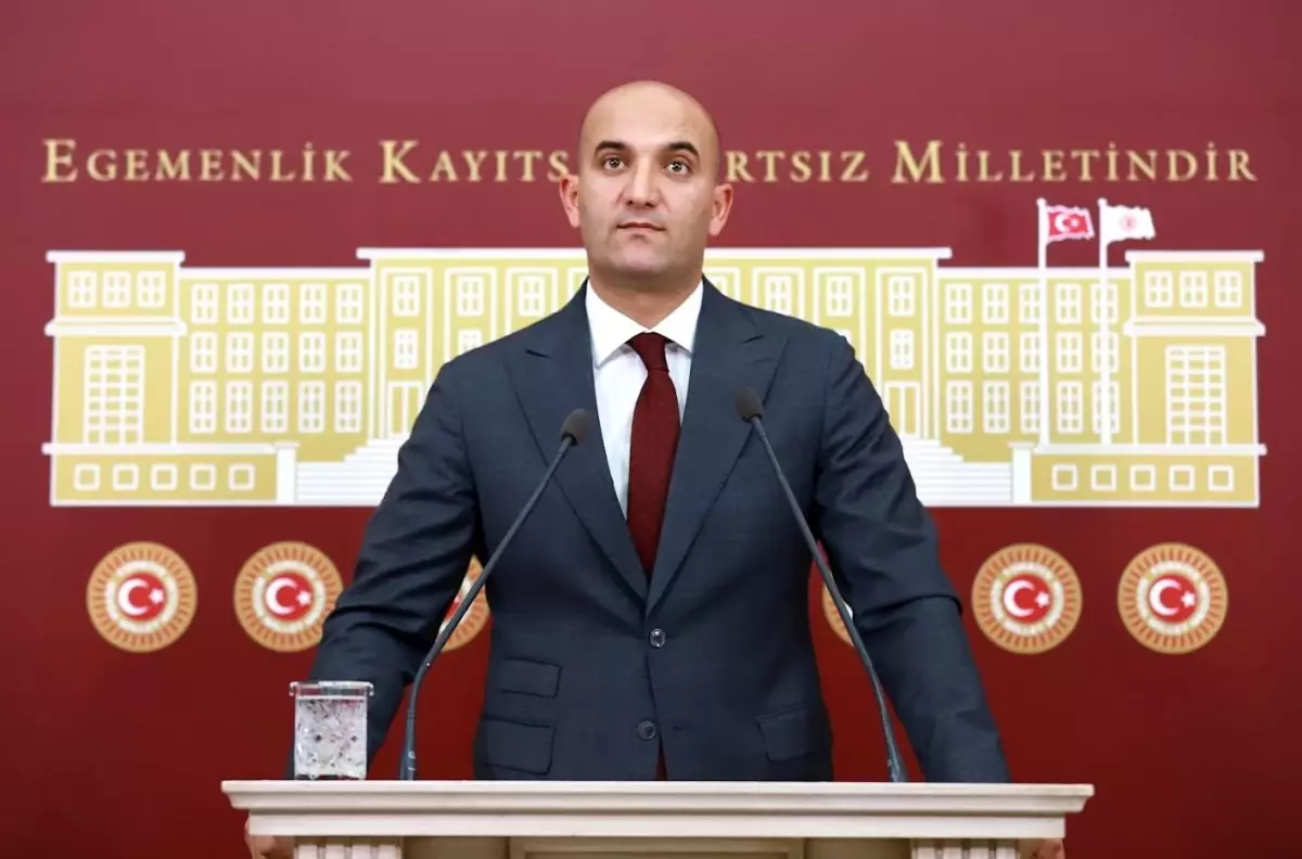 MHP\'li Kılavuz: "Ana Konteyner Limanı Projesi\'nin Mersin\'den alınacağı iddiaları yanlış"