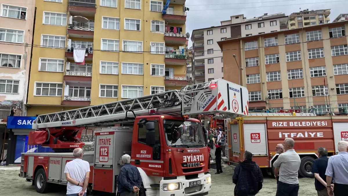 Rize\'de bir binanın bodrum katında çıkan yangın söndürüldü