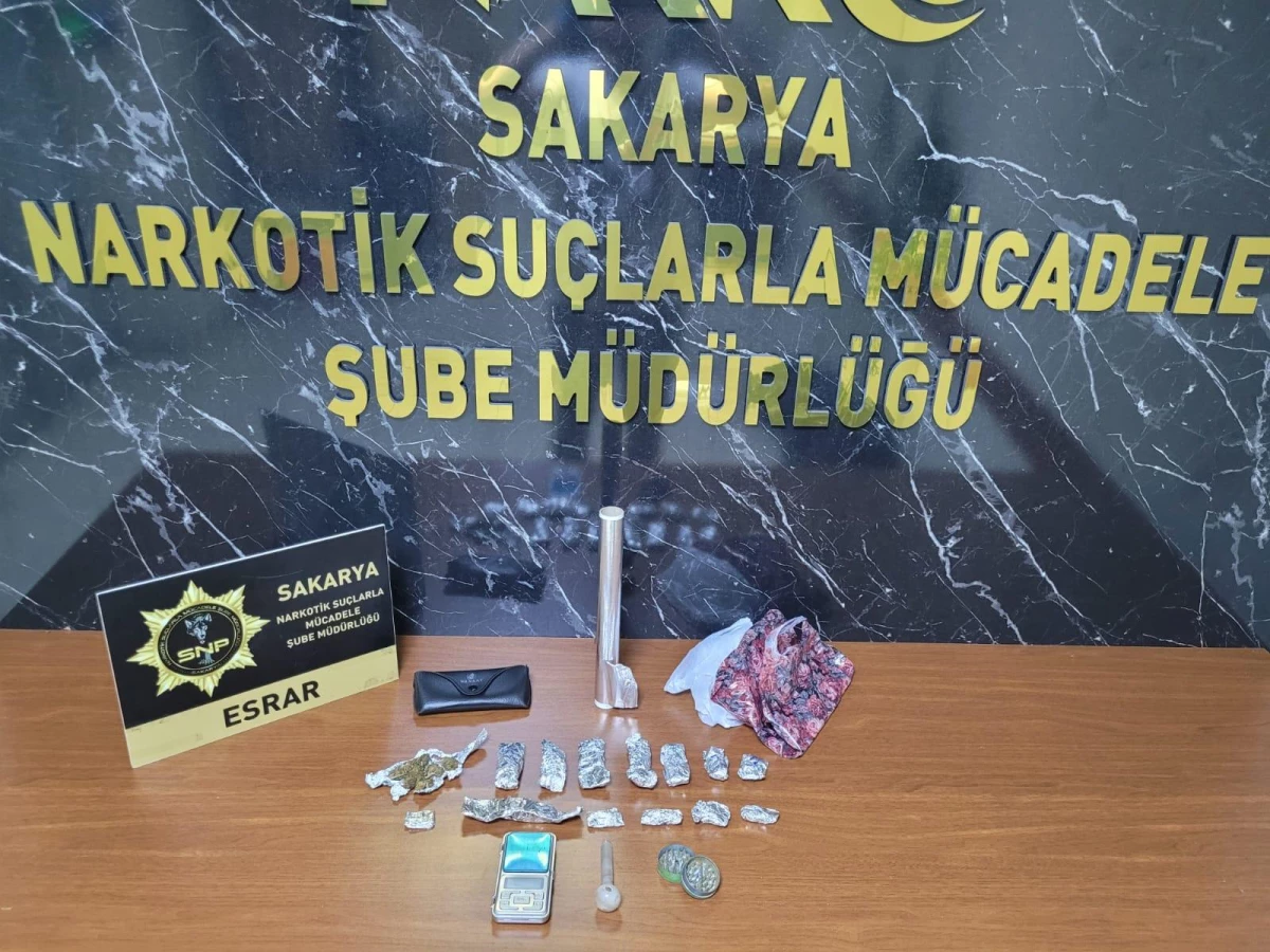 Sakarya\'da uyuşturucu operasyonlarında yakalanan 6 zanlı tutuklandı
