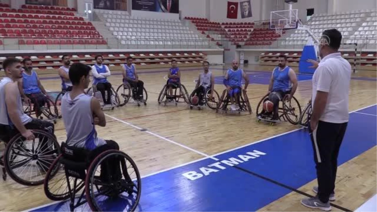 Batman Tekerlekli Sandalye Basketbol Takımı yeni sezon hazırlıklarını sürdürüyor
