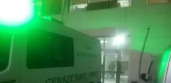 Son dakika haberleri | Traktör, yol kenarındaki kayaya çarptı: 1 ölü, 1 yaralı