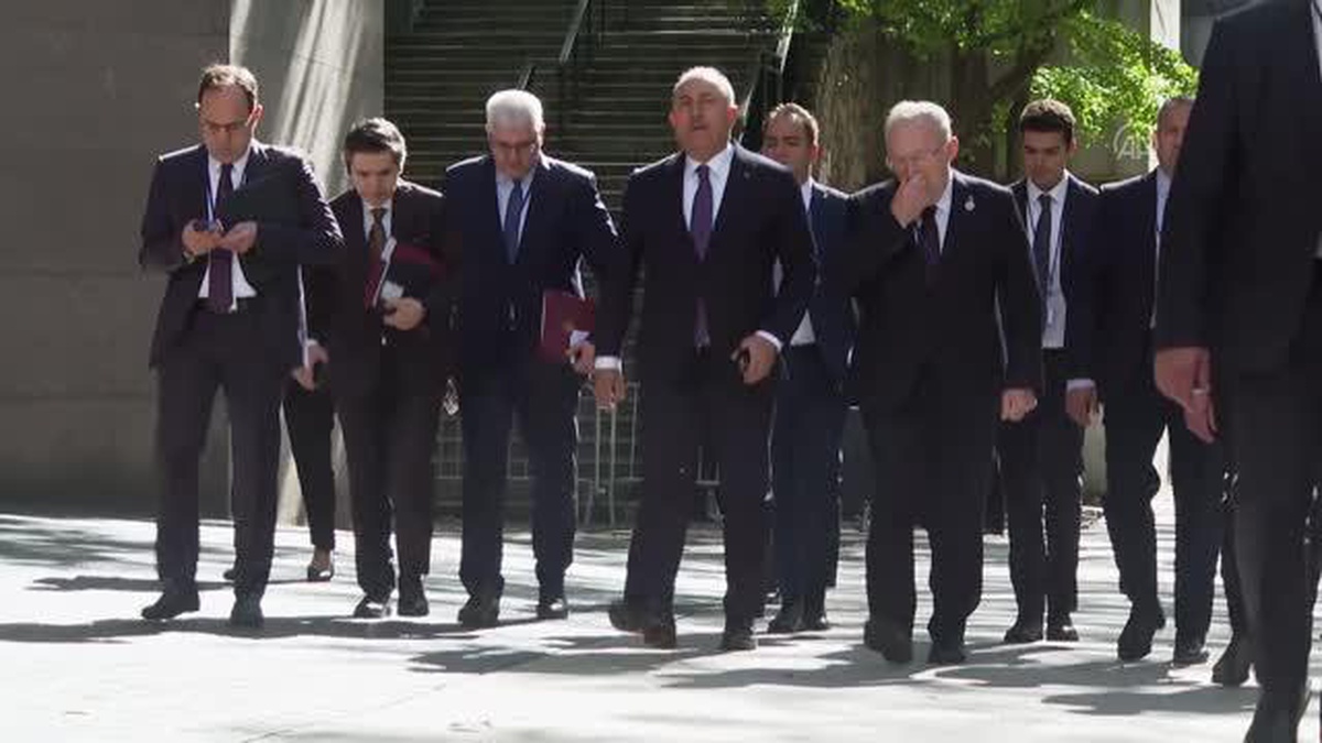 Bakan Çavuşoğlu: "Terörü besleyen faktörleri ele almadıkça terörle mücadele kazanılamaz"