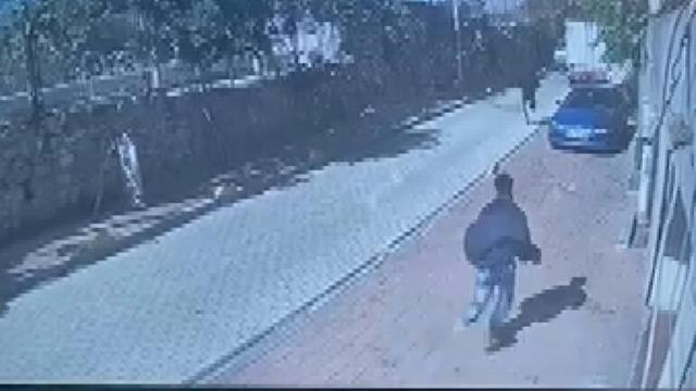 Başakşehir'deki olayda dehşeti yaşayan kadın, feci anları tek tek anlattı Başakşehir'deki olayda dehşeti yaşayan kadın, feci anları tek tek anlattı
