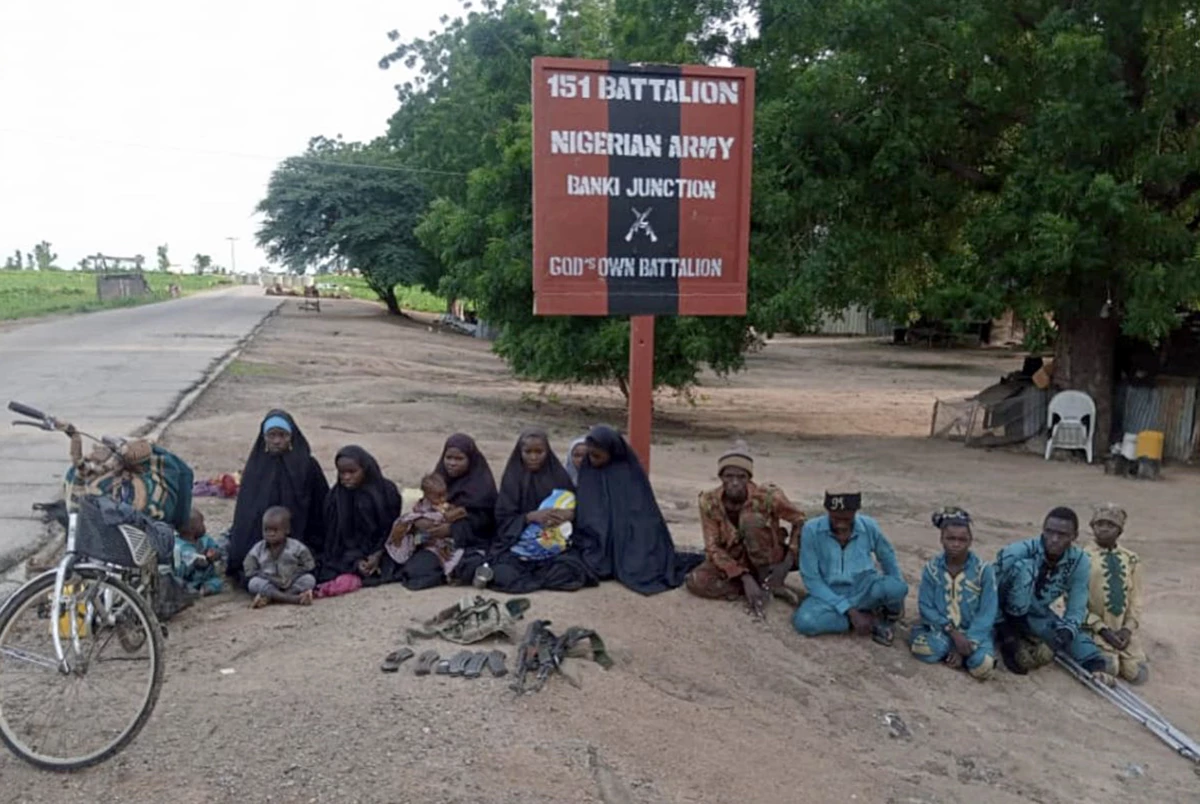 Nijerya\'da 17 Boko Haram üyesi teslim oldu