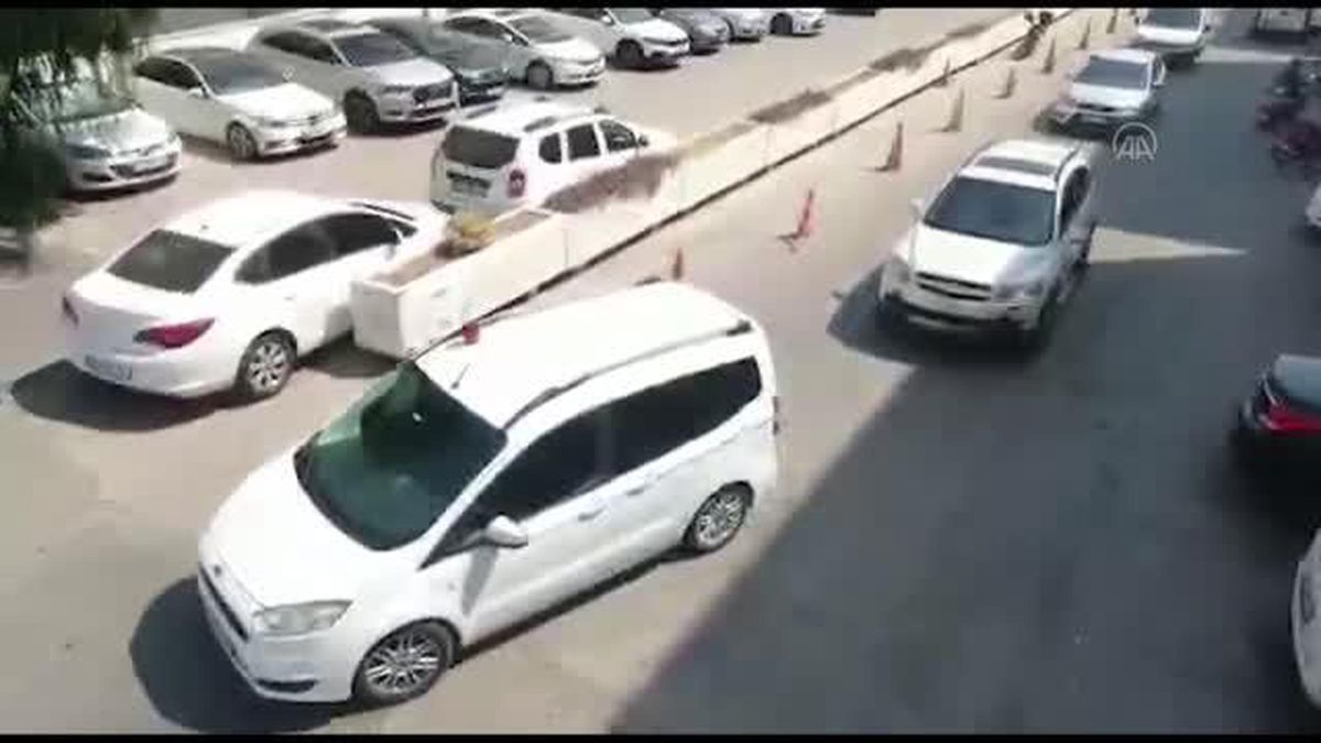 Mersin\'de salça ve peynir bidonlarında 7 kilo 580 gram esrar ele geçirildi