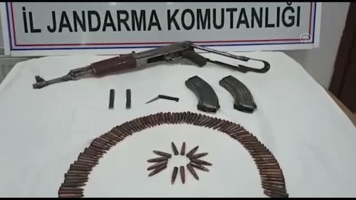 Elazığ\'da silah kaçakçılığı operasyonunda 2 şüpheli yakalandı