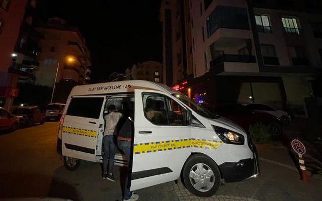Yürüme engelli şahıs, yatak odasında yaktığı mangaldaki gazdan zehirlenip öldü Yürüme engelli şahıs, yatak odasında yaktığı mangaldaki gazdan zehirlenip öldü