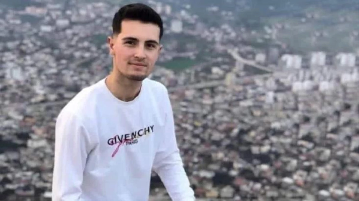 Adana\'da kuzenlerin kavgası kanlı bitti! 17 yaşındaki genç cezaevinde, kuzeni mezarda