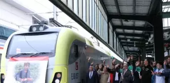 8'inci ve 9'uncu 'İyilik Treni' Pakistan'a uğurlandı