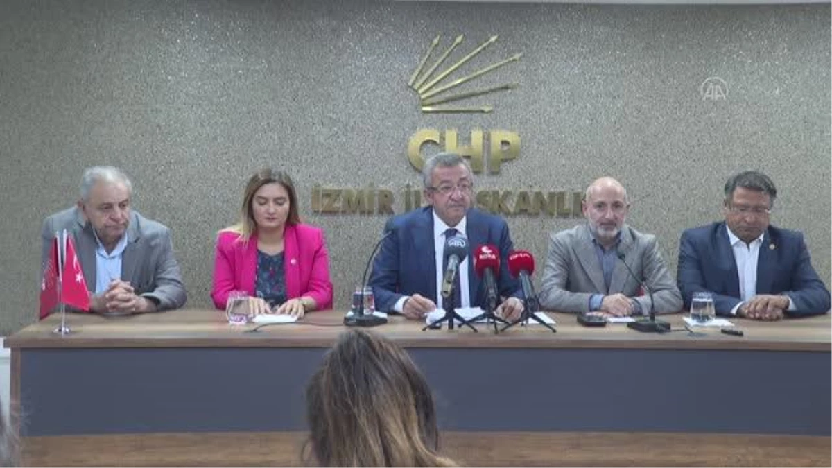 CHP Grup Başkanvekili Engin Altay, İzmir\'de basın toplantısı düzenledi Açıklaması