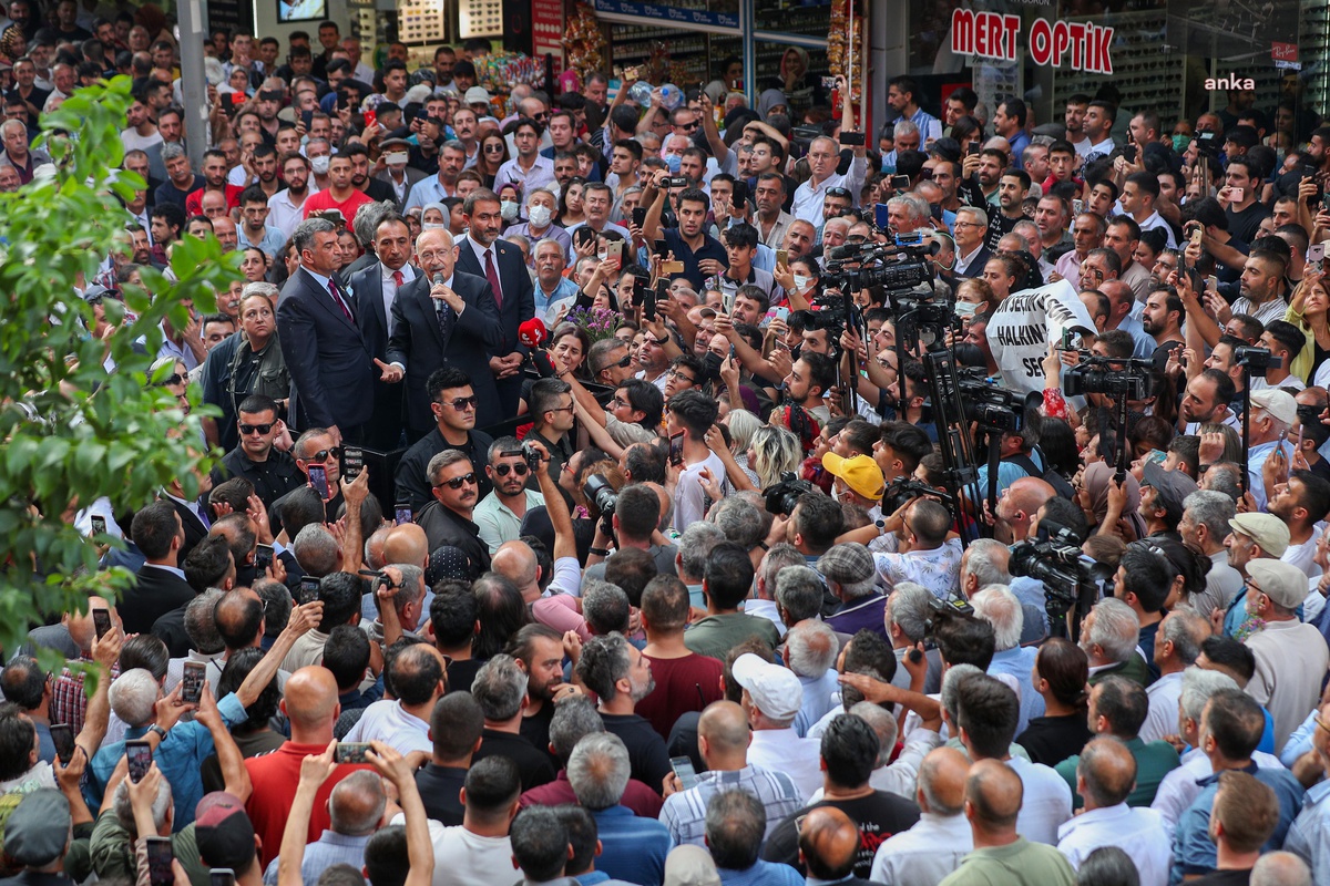 Kılıçdaroğlu: "Altılı Masanın En Güçlü Yanı, Altı Liderin Demokrasiye ve Adalete Olan Bağlılığı. Bizim Arzumuz Türkiye\'yi Huzura Kavuşturmak"