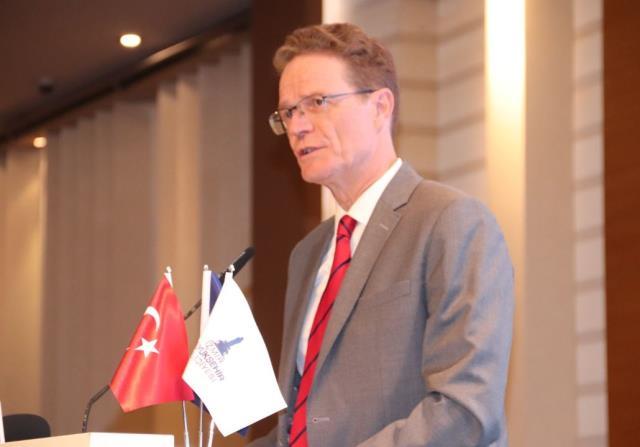 Tunç Soyer: İzmir'in derelerini bisiklet yoluna çevireceğiz