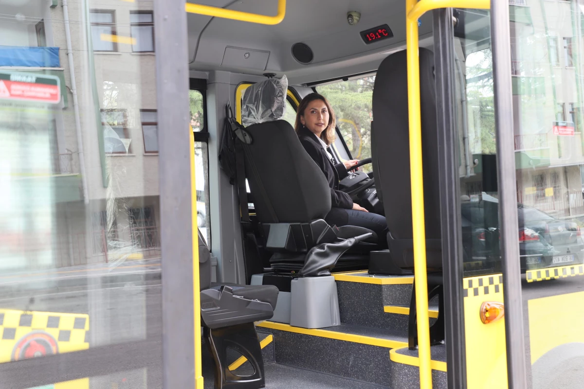 Çankırı\'nın kadın belediye otobüs şoförü gün boyu direksiyon sallıyor