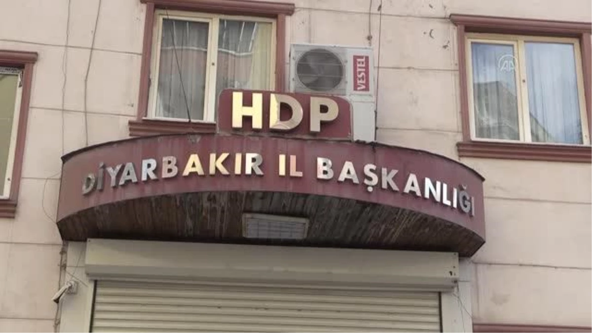 AK Parti Genel Başkan Yardımcısı Yazıcı, Diyarbakır annelerini ziyaret etti Açıklaması