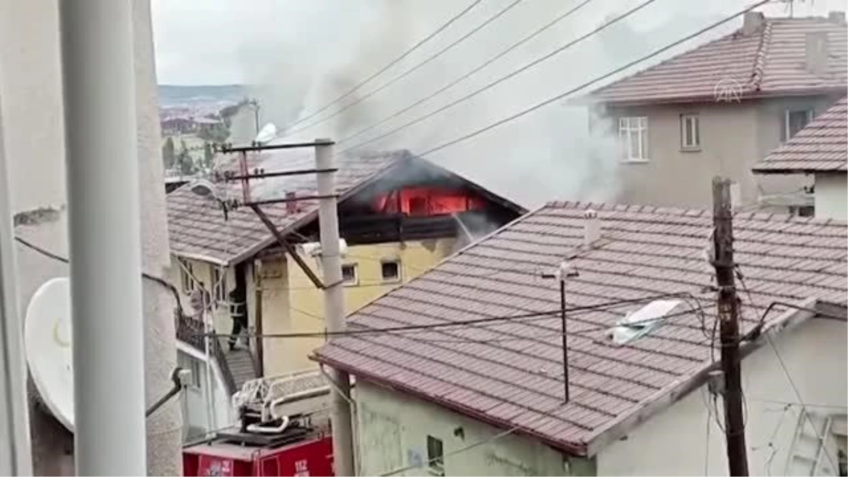 Karabük\'te müstakil ev yangında hasar gördü