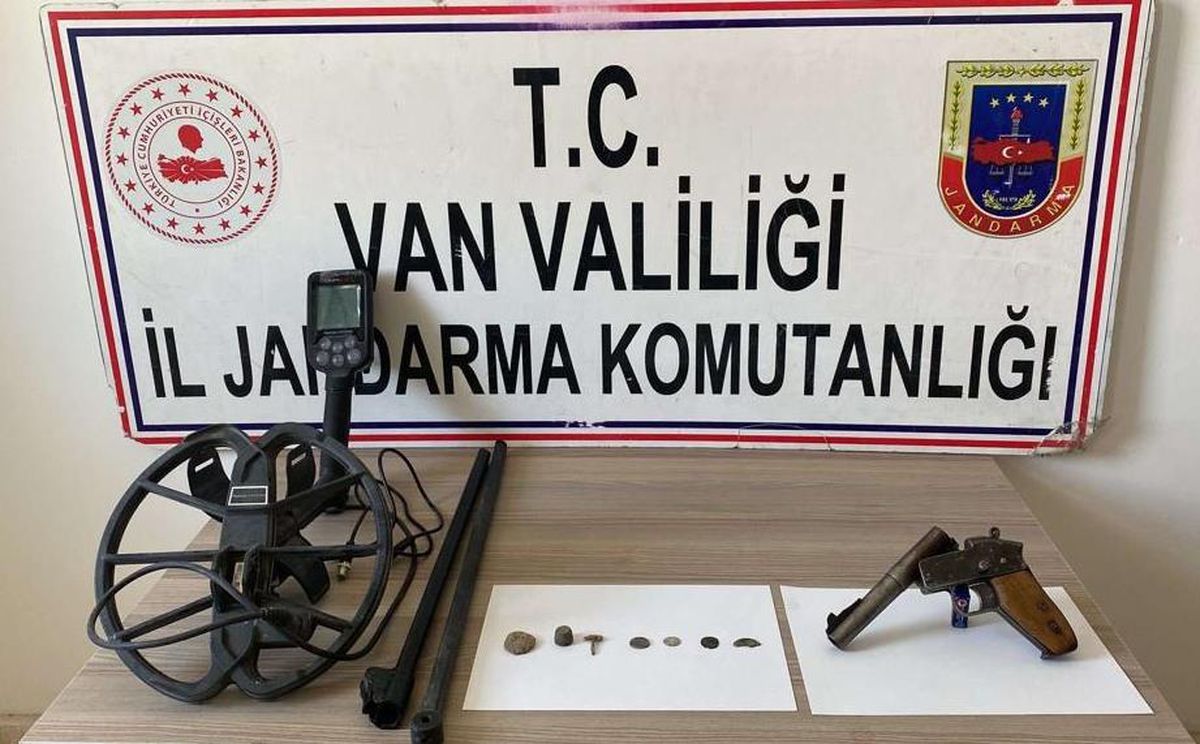 Van\'da internetten satışa sunulan tarihi eserlere el konuldu