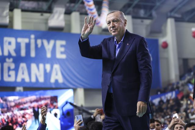 Cumhurbaşkanı Erdoğan, gençlere yönelik seçim kampanyasının startını Sakarya'da verdi: Seçime kadar kesintisiz devam edecek
