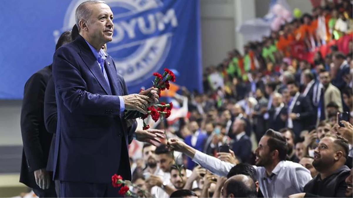 Cumhurbaşkanı Erdoğan\'dan gençlere mesaj: Geleceğinize sahip çıkmanızı istiyorum