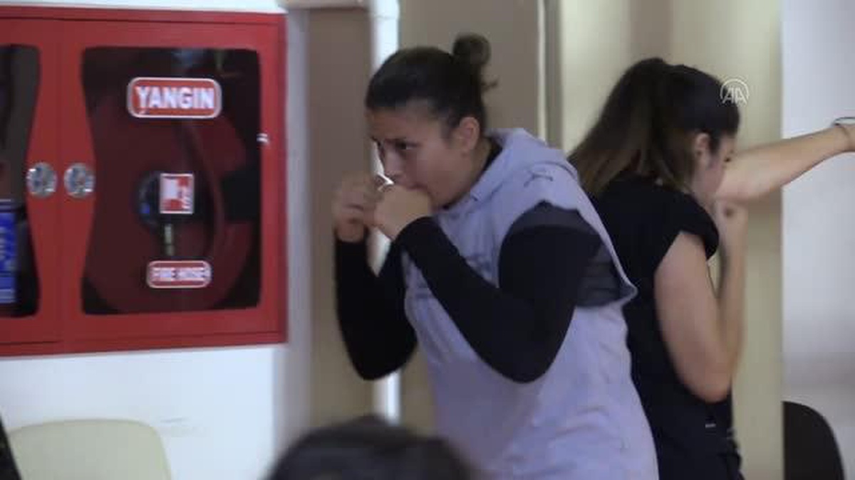Kadın Boks Milli Takımı\'na seçilen Eda Yenilmez, Avrupa Şampiyonası öncesi iddialı