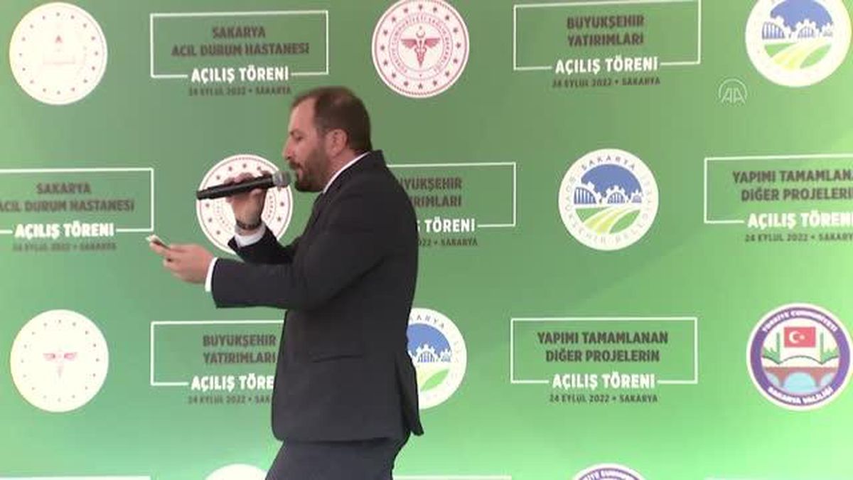 Özer: 'İnsan kaynağınızı eğitimle buluşturmazsanız diğer ülkelerle rekabet etmeniz mümkün değildir'