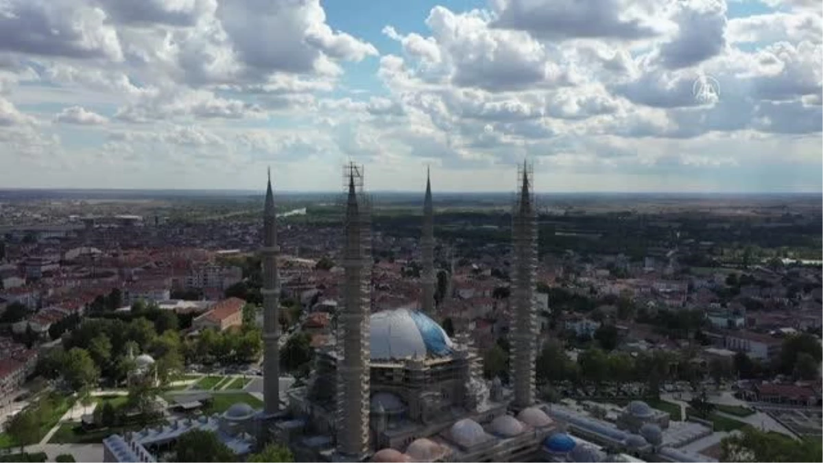 Selimiye Camisi\'ndeki restorasyon sürüyor