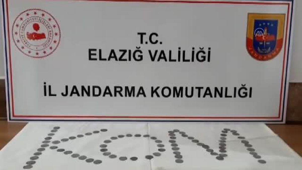 Elazığ\'da tarihi eser niteliğinde 80 gümüş sikke ele geçirildi